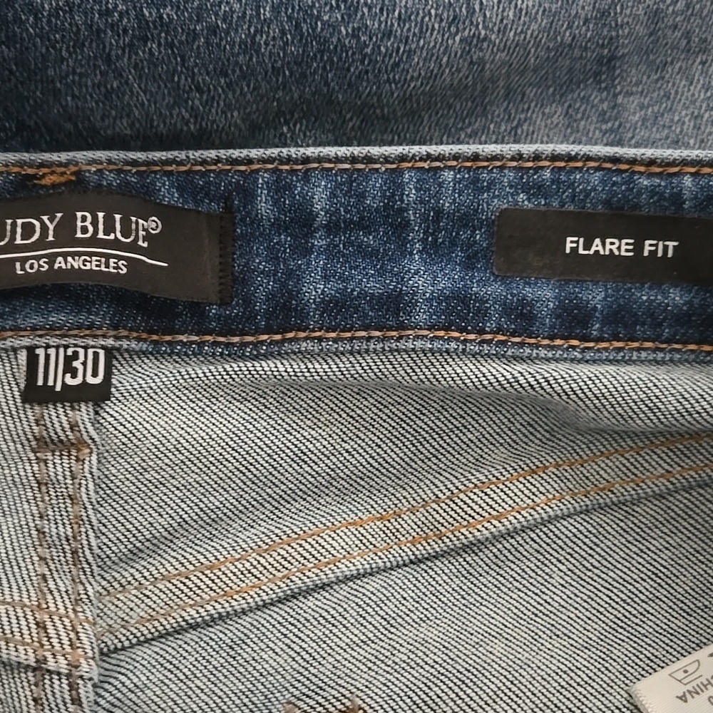 Judy Blue Flare Fit Inseam Panel High Rise Jeans Size 11/30. - Picture 14 of 15